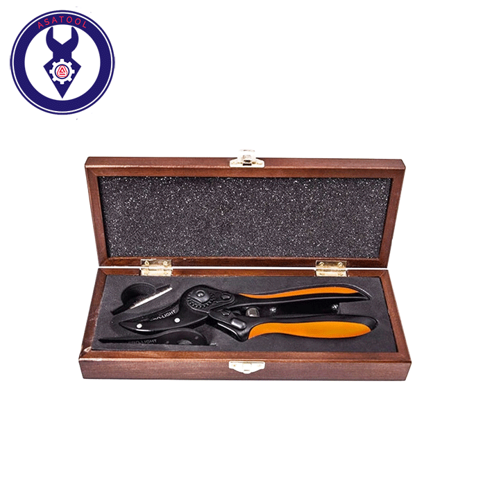 قیچی-باغبانی-جعبه-چوبی-لایت-7011 قیچی باغبانی جعبه چوبی لایت 7011